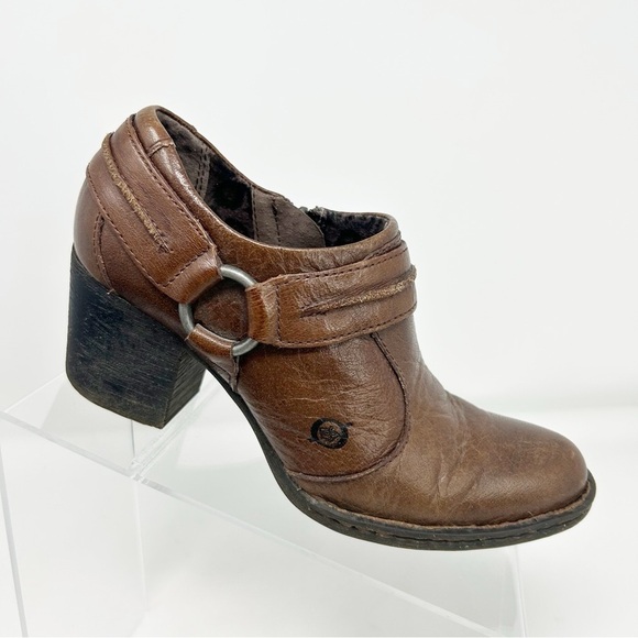 Born Western Brown Leather Harness Heeled Ankle Boots Size 6 Almond Toe - Picture 1 of 12